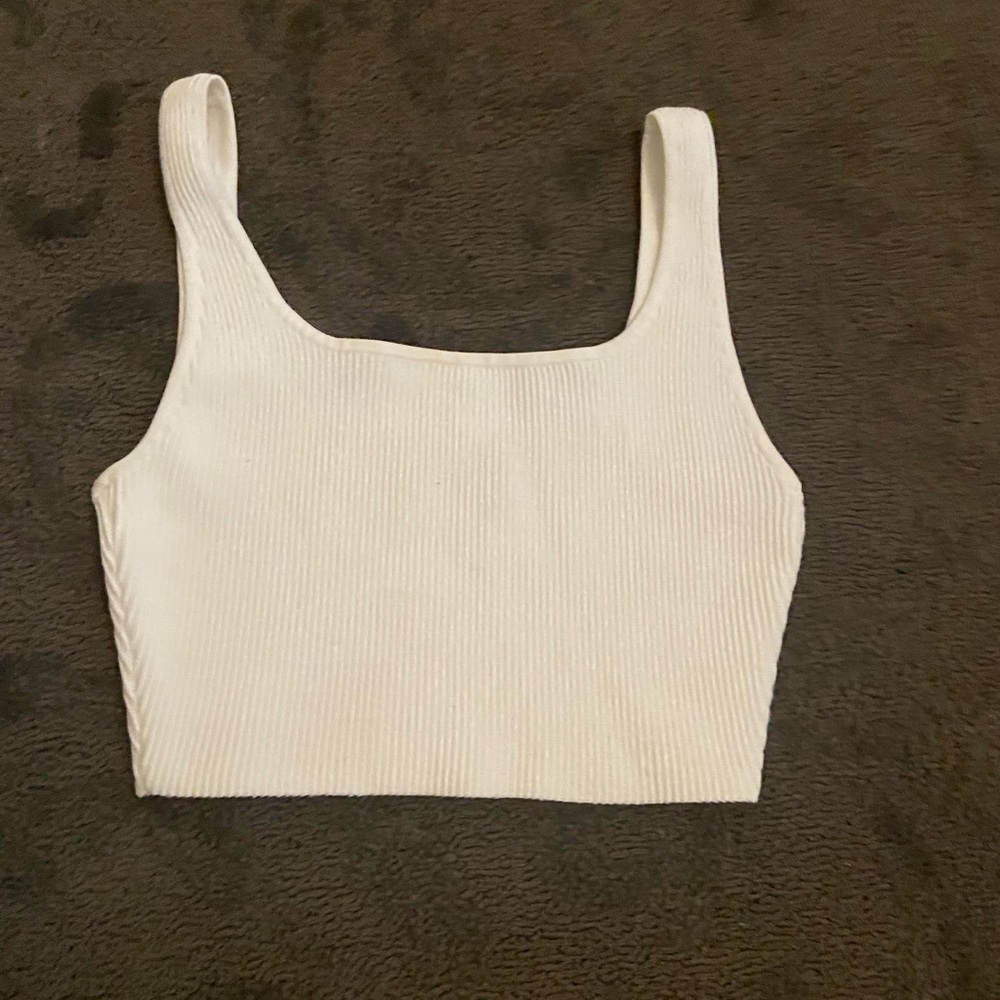 Aritzia Babaton Sculpt Knit Square-neck Cropped Tank